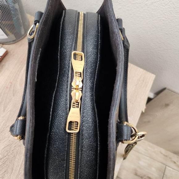 Louis Vuitton Alma B'N'B - Picture 8 of 15